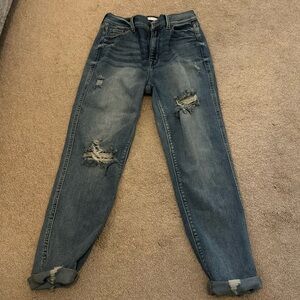 Eunina size 5 medium wash boyfriend Jean high rise only worn handful of times